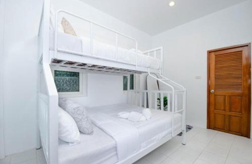 Huai Yai Villa | Green Yield Pool Villa