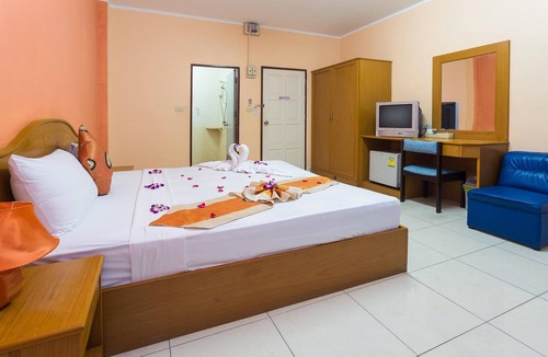Nanai Road House | Guesthouse Belvedere - Beautiful Double Room a few steps from the beach