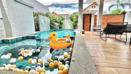 South Pattaya Villa | h2中天海滩 风月步行街 市中心 BBQ 酒吧街 独栋别墅4卧5卫豪华装修芭提雅海天-悠舍泳池桑拿房别墅