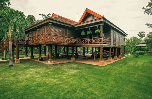 Siem Reap Villa | Hok Sokol's Villa by Ream Lek