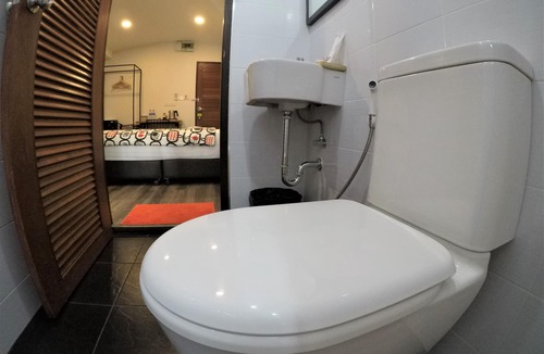 Chang Moi Hotel | Homely and Peaceful Place in Central Location of Chiang Mai (FREE bicycle)