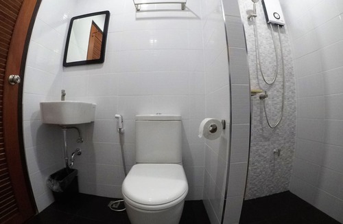 Chang Moi Hotel | Homely and Peaceful Place in Central Location of Chiang Mai (FREE bicycle)