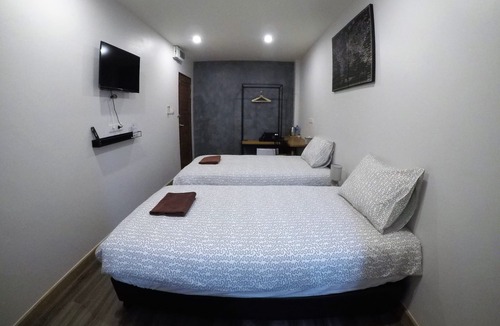 Chang Moi Hotel | Homely and Peaceful Place in Central Location of Chiang Mai (FREE bicycle)