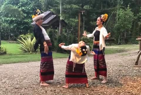 Pua Resort | Huensala Homestay