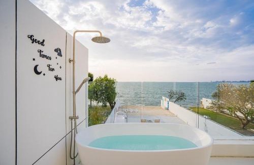 North Pattaya Villa | I SEA YOU, Luxe Beachfront Villa