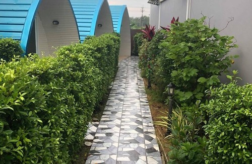 Klaeng Hotel | Inboxhome resort