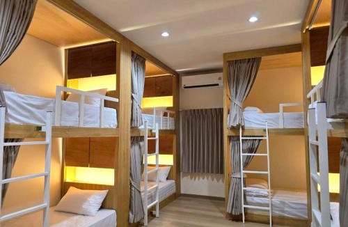 Chana Songkhram Hostel | Inn De Sea Poshtel