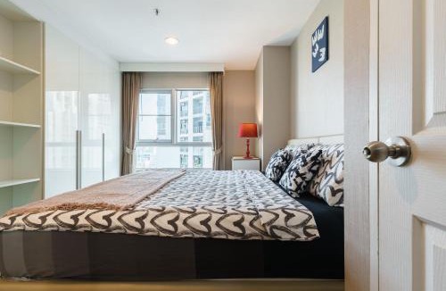 Rama 9 Apartment | Internet celebrity train night market swimming pool free WiFi mrt 100m