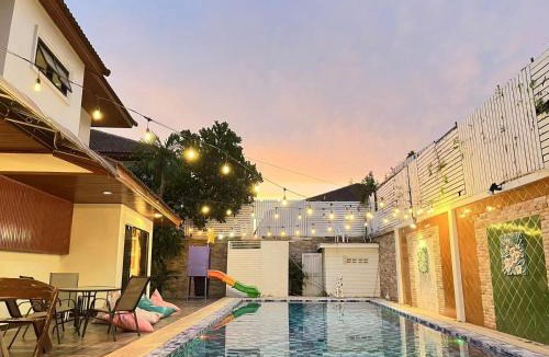 Na Kluea Villa | Jomtien 6BR old villa,new pool