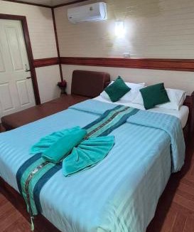 Khlong Sok Cabin | Khao Sok Royal Bamboo Lodges - SHA Certified