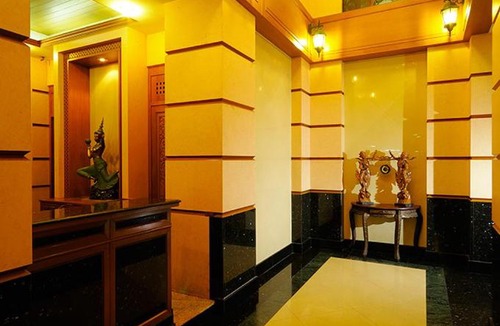 Talat Yot Hotel | Khaosan Palace Hotel