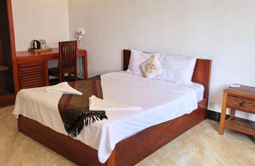 Kampot Hotel | Khmer House Kampot Boutique