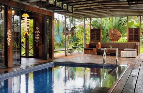 Kampot House | Khmer villa in the rice field area for 9 people