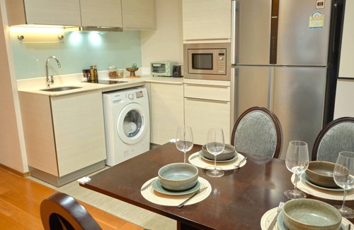 Asoke Condo | KingBed-5min»Metro-HighFloor-Kitchen-Gym-500Mbps - Apartment