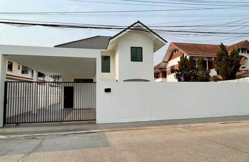 San Sai Villa | kiwinoi villa