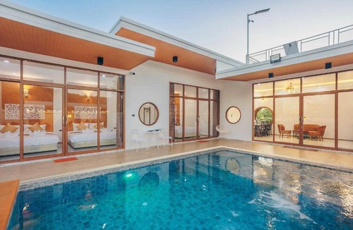 Nong Khae Villa | KN Pool Villa Saraburi