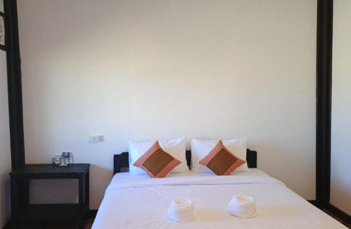 Kong Lor House | Konglor-Bungalow Guest House