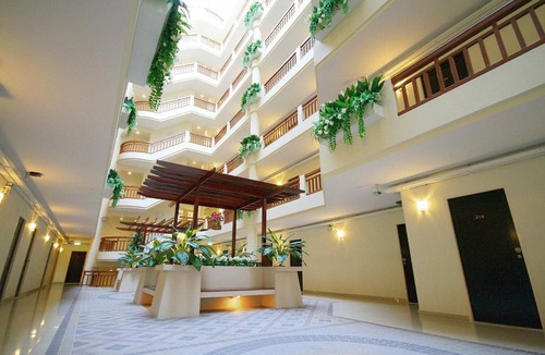 Phra Khanong Nuea Hotel | KV Mansion