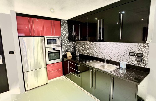 Patong Condo | L08 Penthouse Suite, Modern Condo On Bangla Road