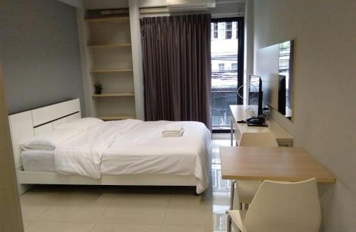 Thanon Phetchaburi Apartment | LKN Residence