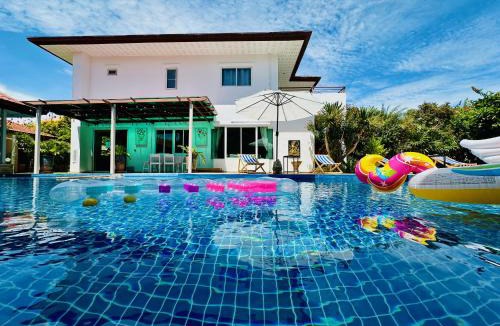 Nong Prue Villa | Los Santos Luxury Pool Villa