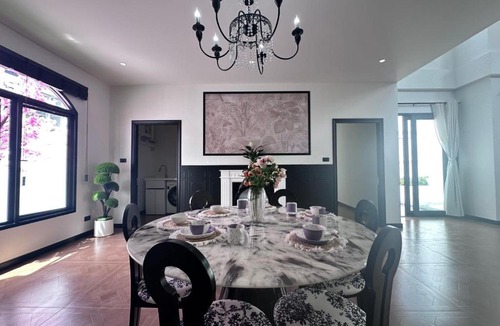 South Pattaya Villa | Lune&Palm Pool Villa 6BR Outdoor BBQ Terrace Swimming pool