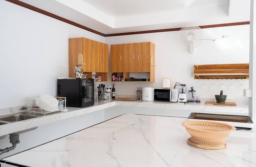 Ko Lanta Villa | Luxure Villa Rooms 2 Pool & Shared Kitchen