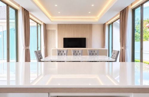 Nong Kae Villa | Luxurious 4-Bedroom Pool Villa with Best Mountain Views, 5 Minutes to Everything