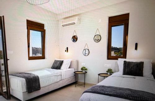 Na Thon Villa | Luxury Beachfront Private pool Villa