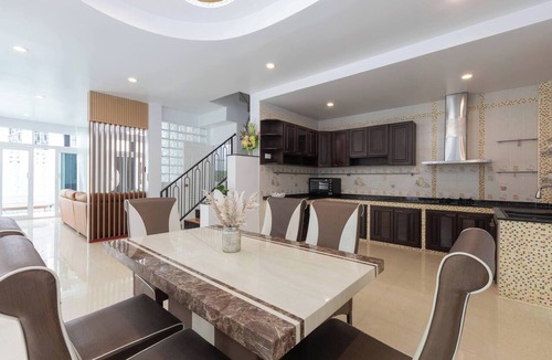 Patong Villa | Luxury4br Pool Villawalk to Patongbeachrooftop BBQ