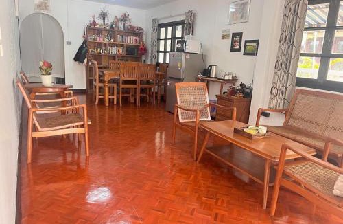 San Sai House | Minimal Cozy-House Bamboo gate Pets Friendly Chiangmai