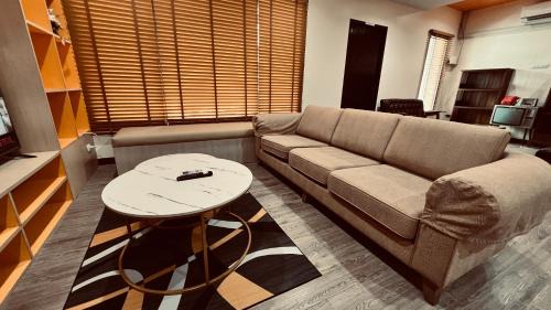 Rangsit Apartment | Modern House near Don Muang Airport, near SRT Rangsit & Future Park Rangsit