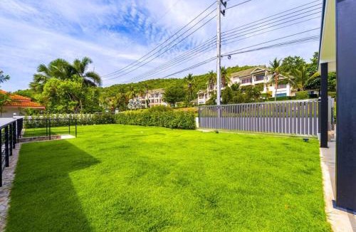 Hua Hin House | Modern Villa at Palm Hills Golf Club - PH4B
