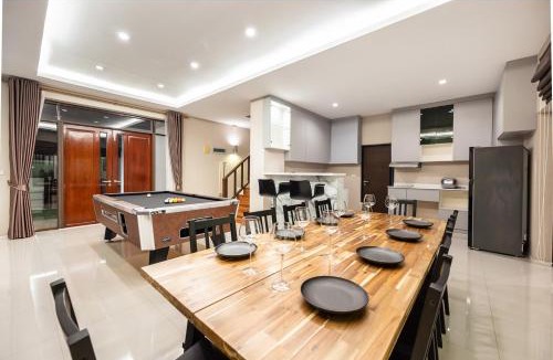 Bang Lamung Villa | Moon Shade Pool Villa Pattaya