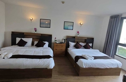 Ratchathewi Hotel | N & B Home Hotel