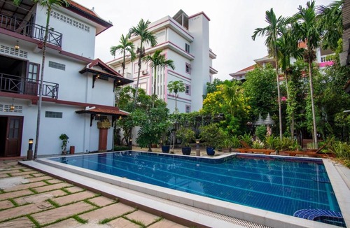 Downtown Siem Reap Cabin | NeakBong Residence