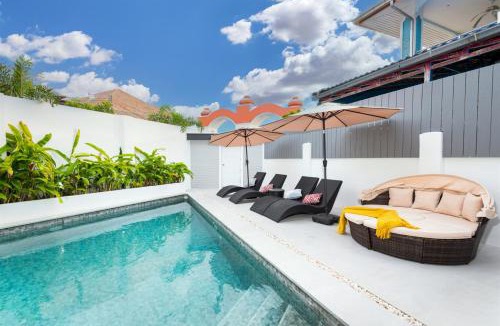 South Pattaya Villa | New 2024 - Two Villa Compound - 9BR - Two Pools