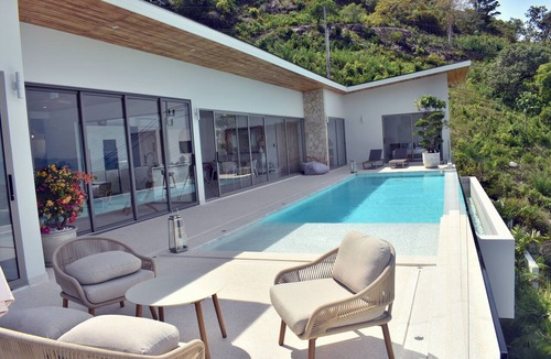 Bophut Hills Villa | New single storey villa with sea view, all comforts, close to research area.