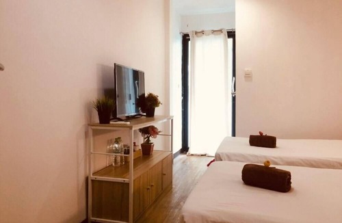 Khlong Tan Hostel | Owl's Nest Hostel