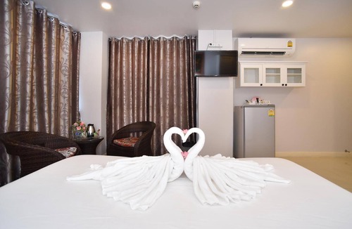 Thung Maha Mek Hotel | Parvena Hotel