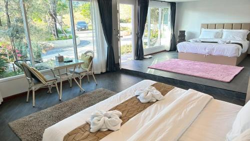 Khao Kho Resort | Pine Home เขาค้อ