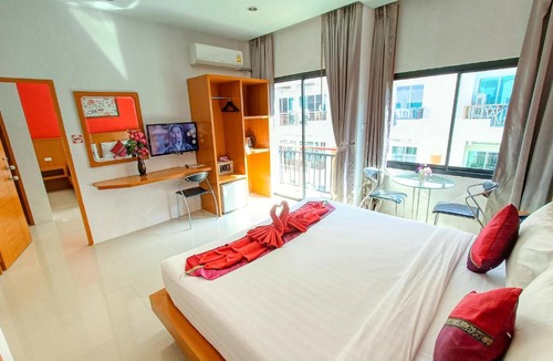 Patong Hotel | PJ Patong Resortel
