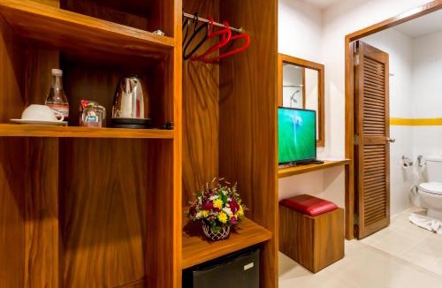 Patong Hotel | PJ Patong Resortel