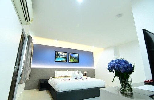 Bangkok Noi Hotel | Poonsuk Place Hotel