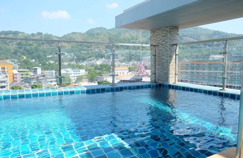 Patong Apartment | Private Jacuzzi Pool Suite near walking street