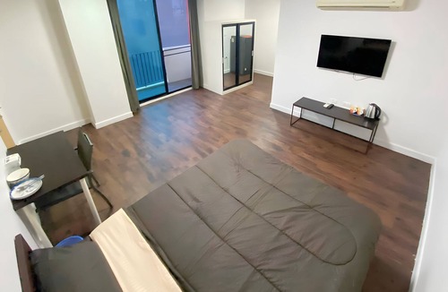 Bang Kho Laem Apartment | Private Room Queen Size bed Near BTS Walk 500 m From Asiatique the Riverfront!