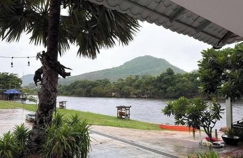 Kampot House | Private villa along Teuk chhou in Kampot province
