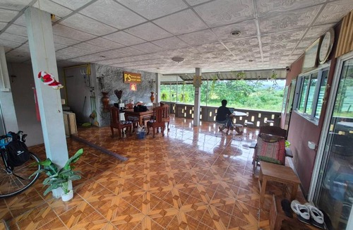 Mae Sariang Hotel | Ps at Riverview Guesthouse