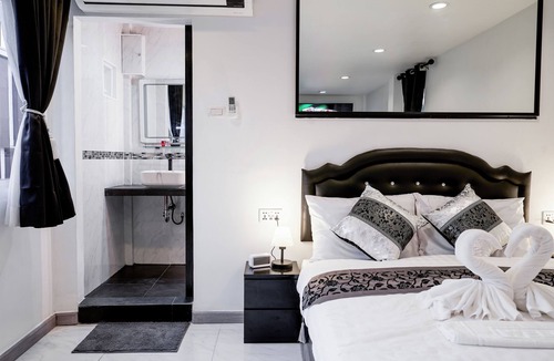 Sukhumvit Hotel | rooms are all city view