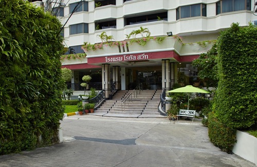 Huai Khwang Hotel | Royal Suite Hotel Bangkok (SHA Plus+)